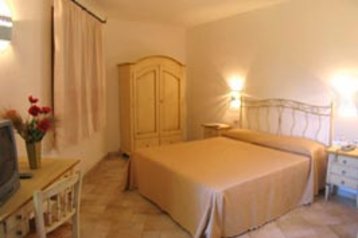 Италия Hotel San Pantaleo, Екстериор